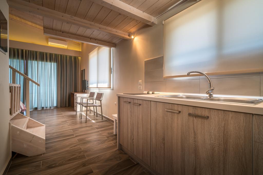 Fiore Aparthotel Vasilikí